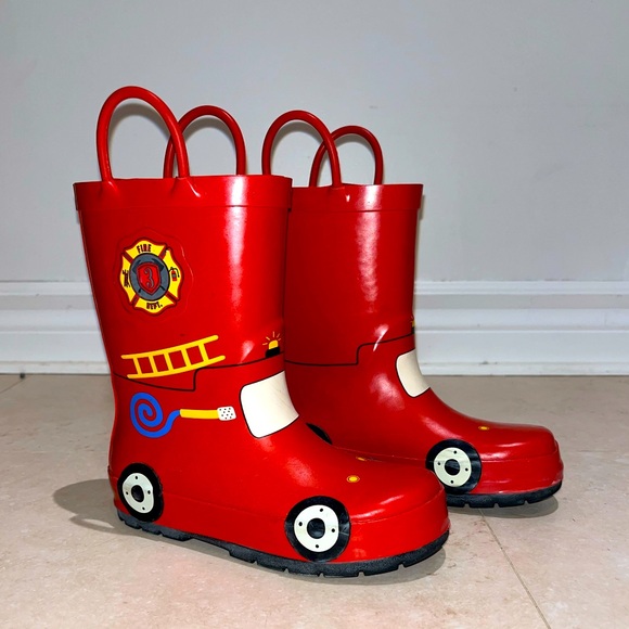 Fire Engine Rainboots - Picture 1 of 5